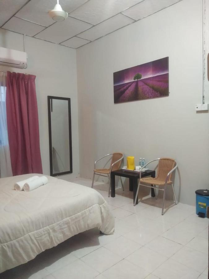 Hana Guesthouse Kuala Tahan Eksteriør billede