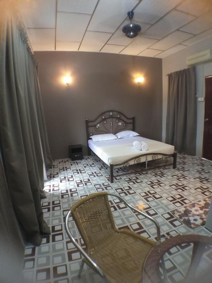 Hana Guesthouse Kuala Tahan Eksteriør billede